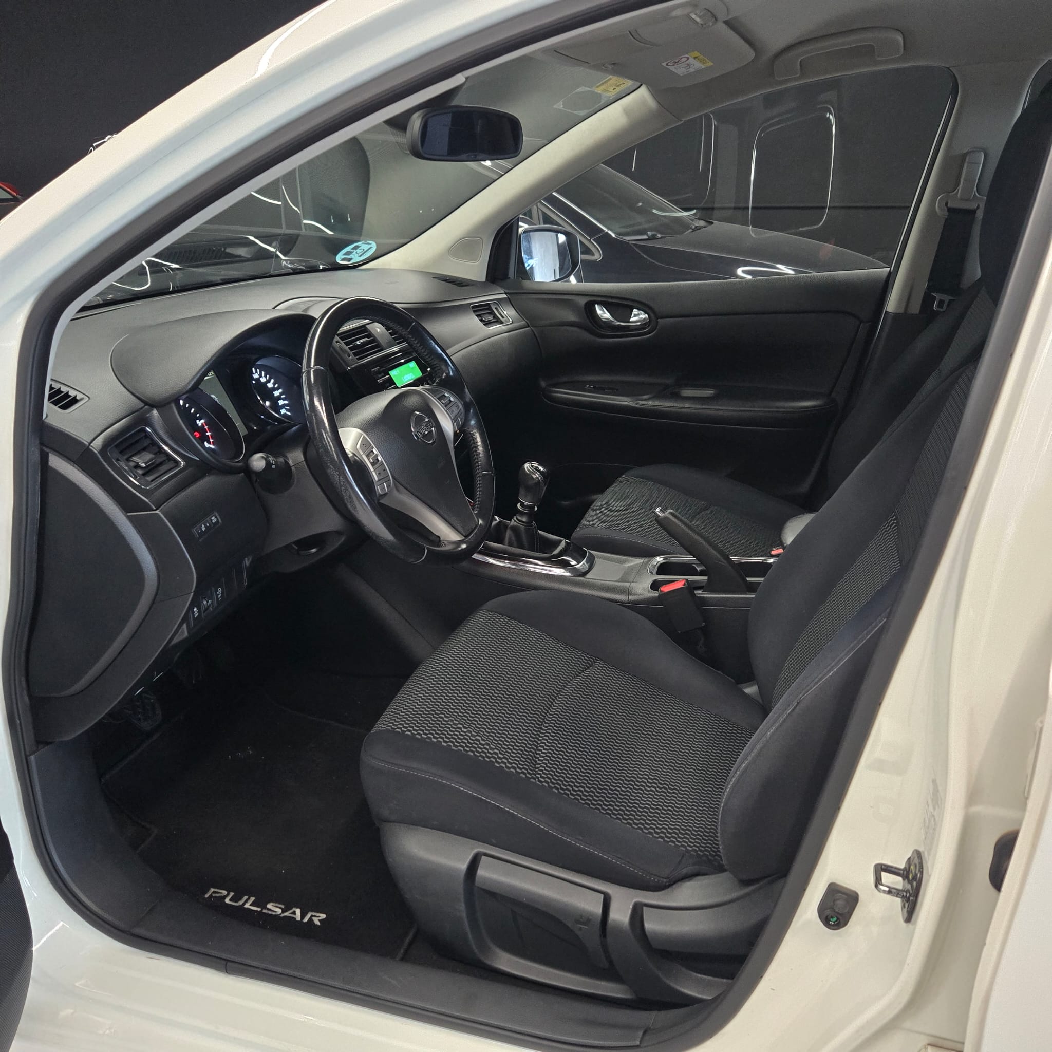 NISSAN PULSAR - Imagen 8