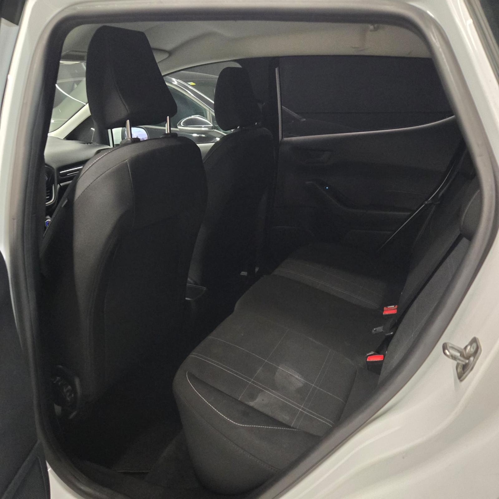 FORD FIESTA (UNICO PROPIETARIO) - Imagen 9