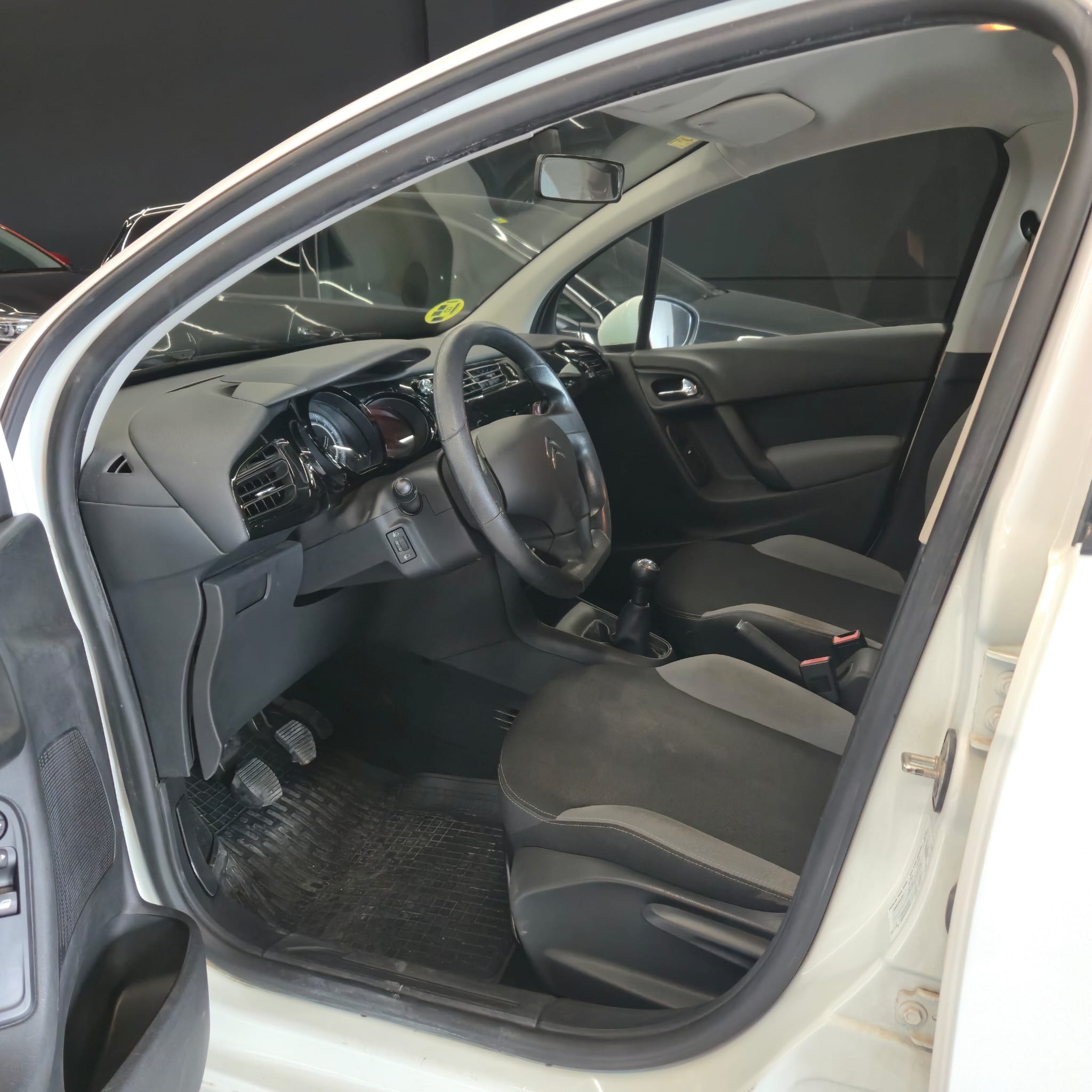 CITREON C3 - Imagen 8