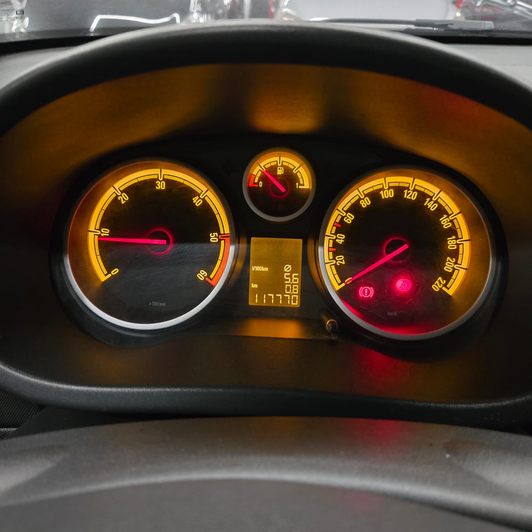 OPEL CORSA - Imagen 11
