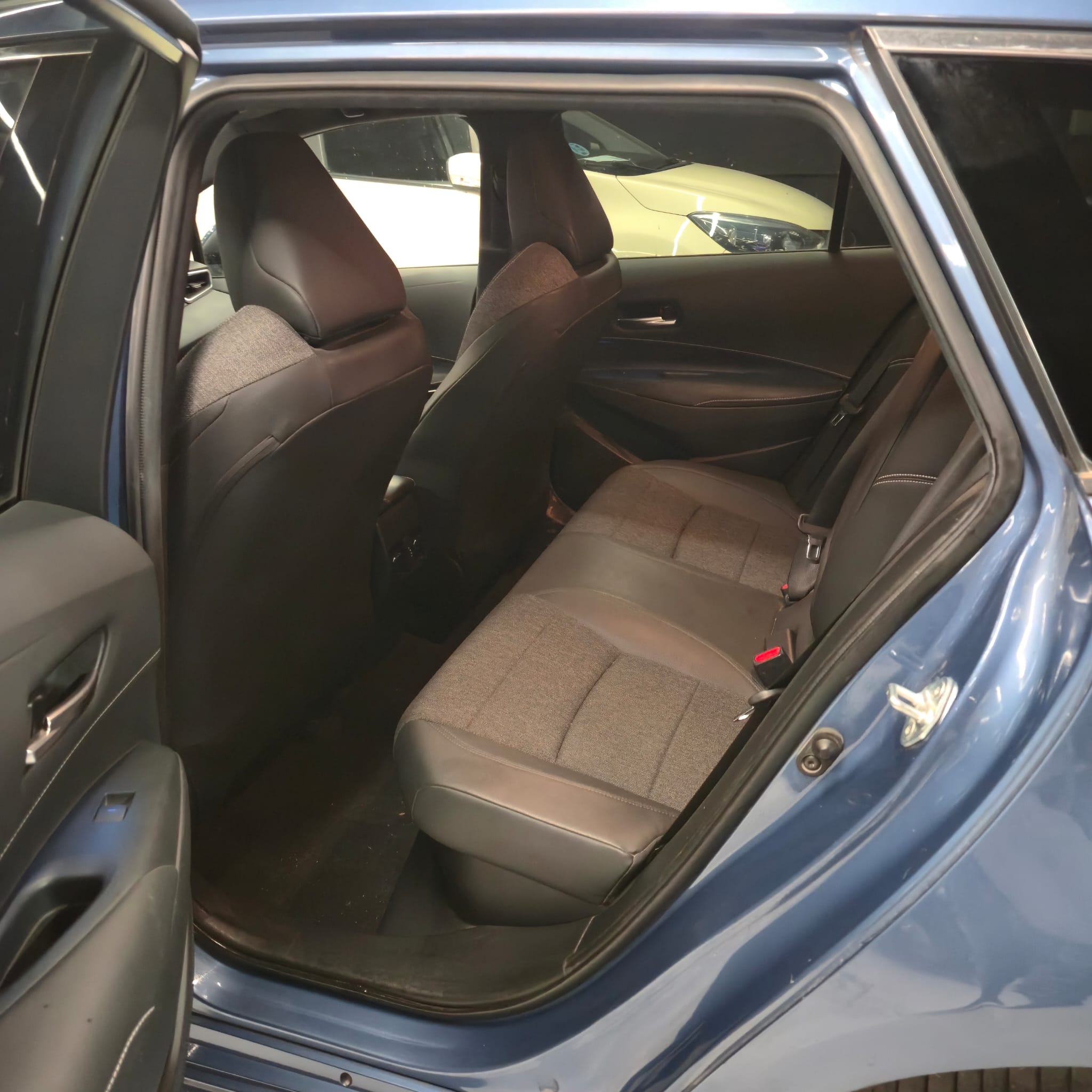 TOYOTA COROLLA - Imagen 9