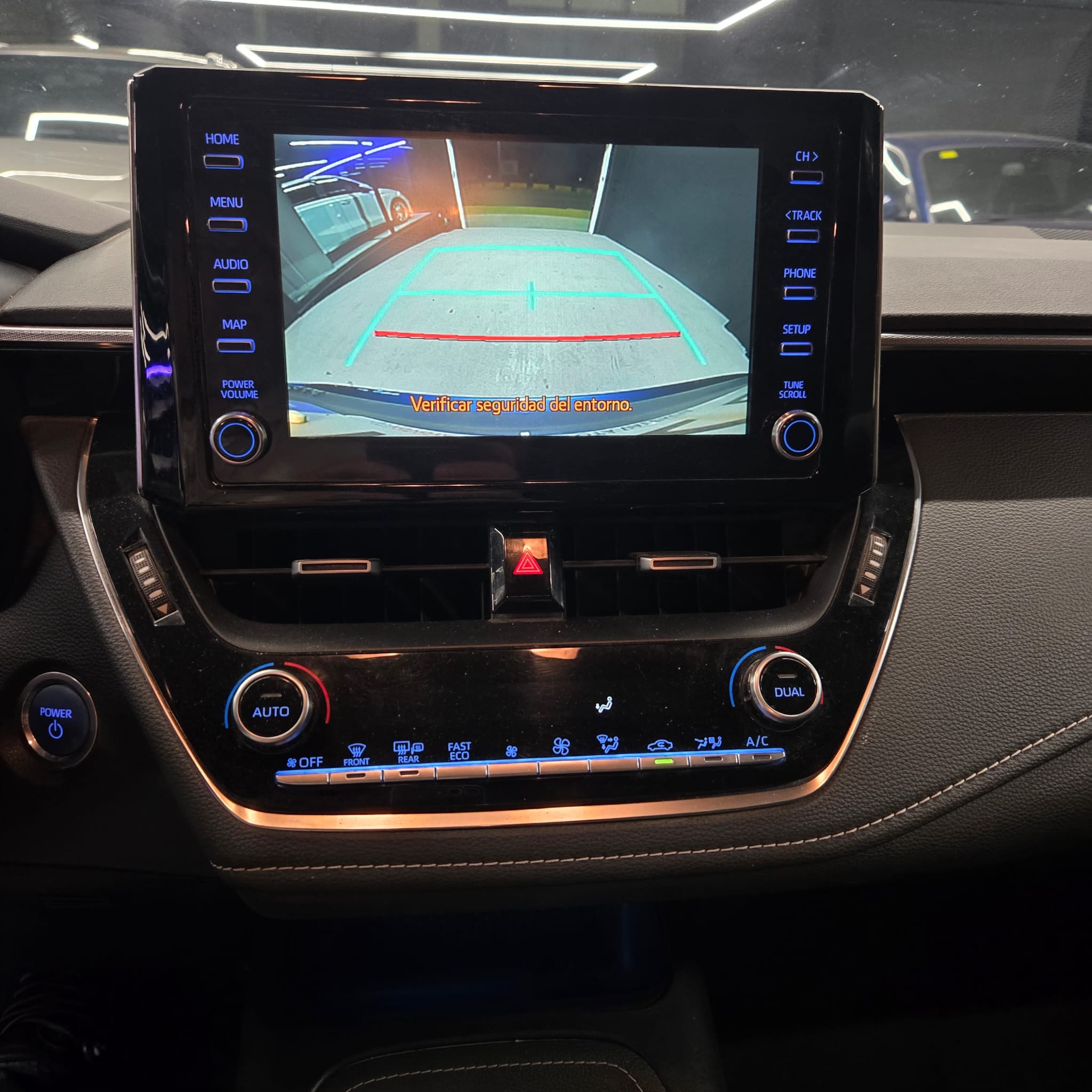 TOYOTA COROLLA - Imagen 10