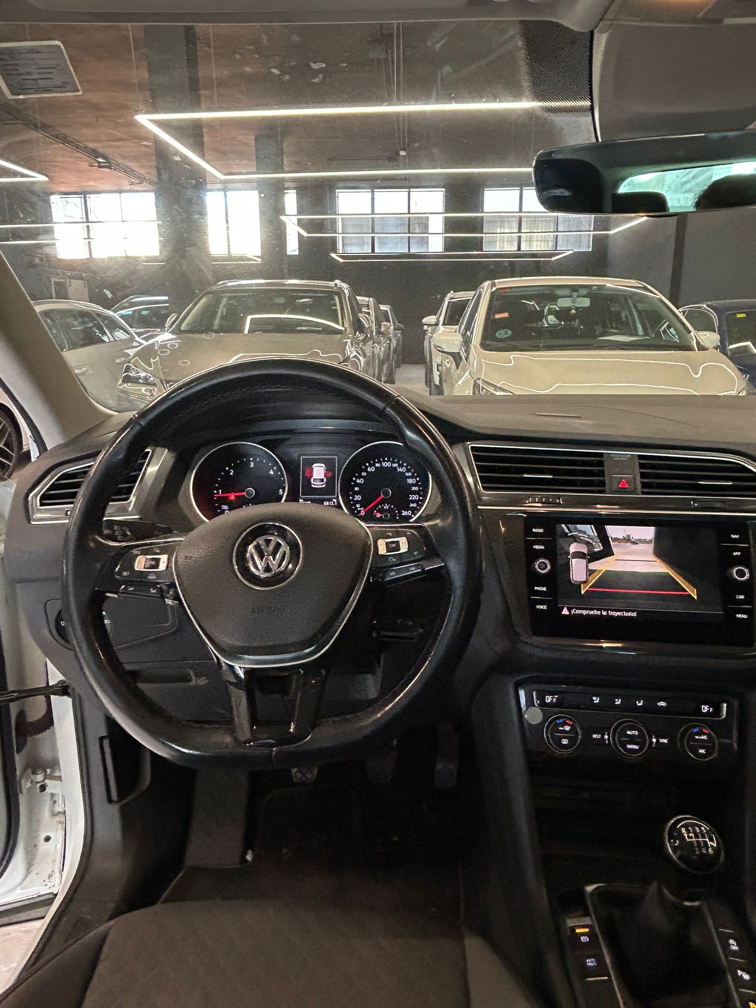 VOLKSWAGEN TIGUAN - Imagen 7