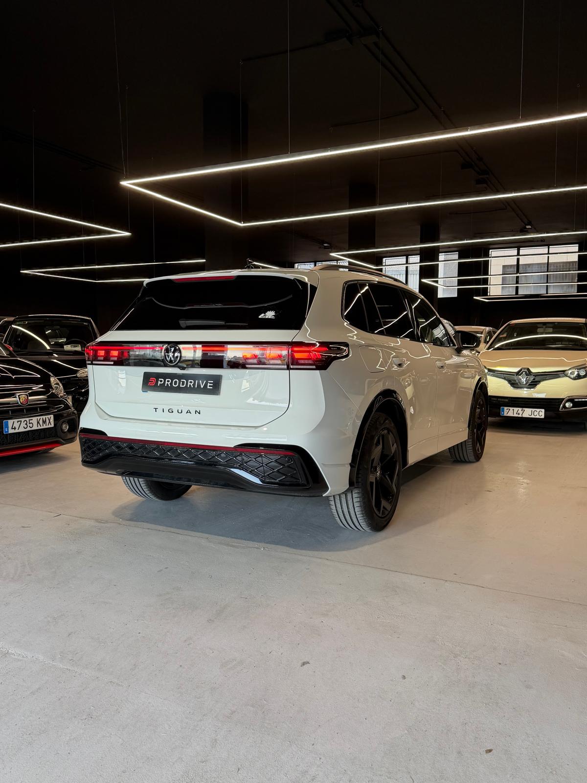 VOLKSWAGEN TIGUAN - Imagen 4