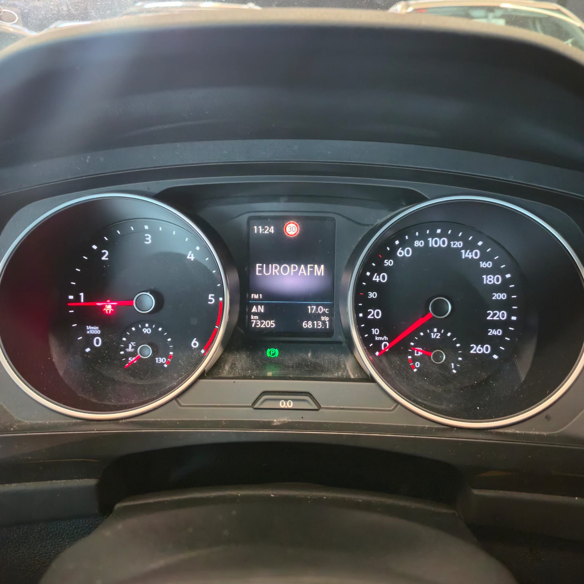 VOLKSWAGEN TIGUAN - Imagen 11