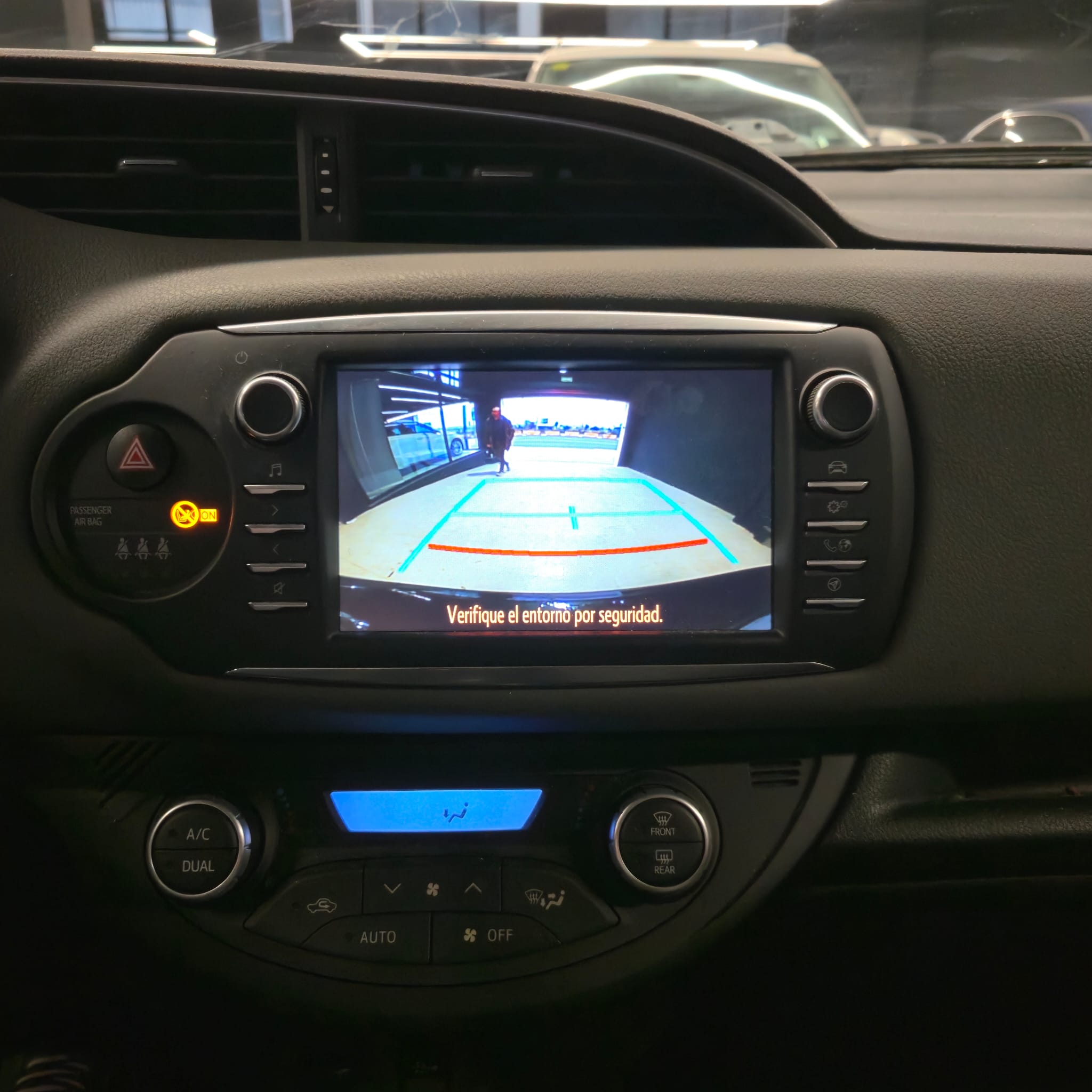 toyota yaris - Imagen 10