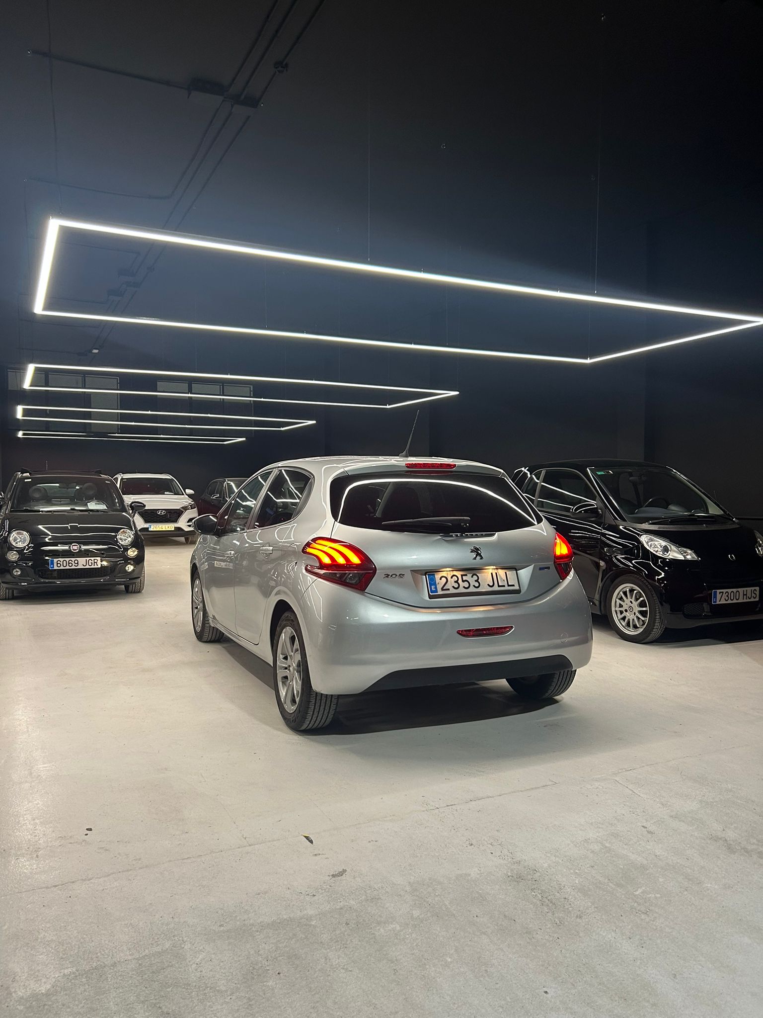 PEUGEOT 208 - Imagen 4