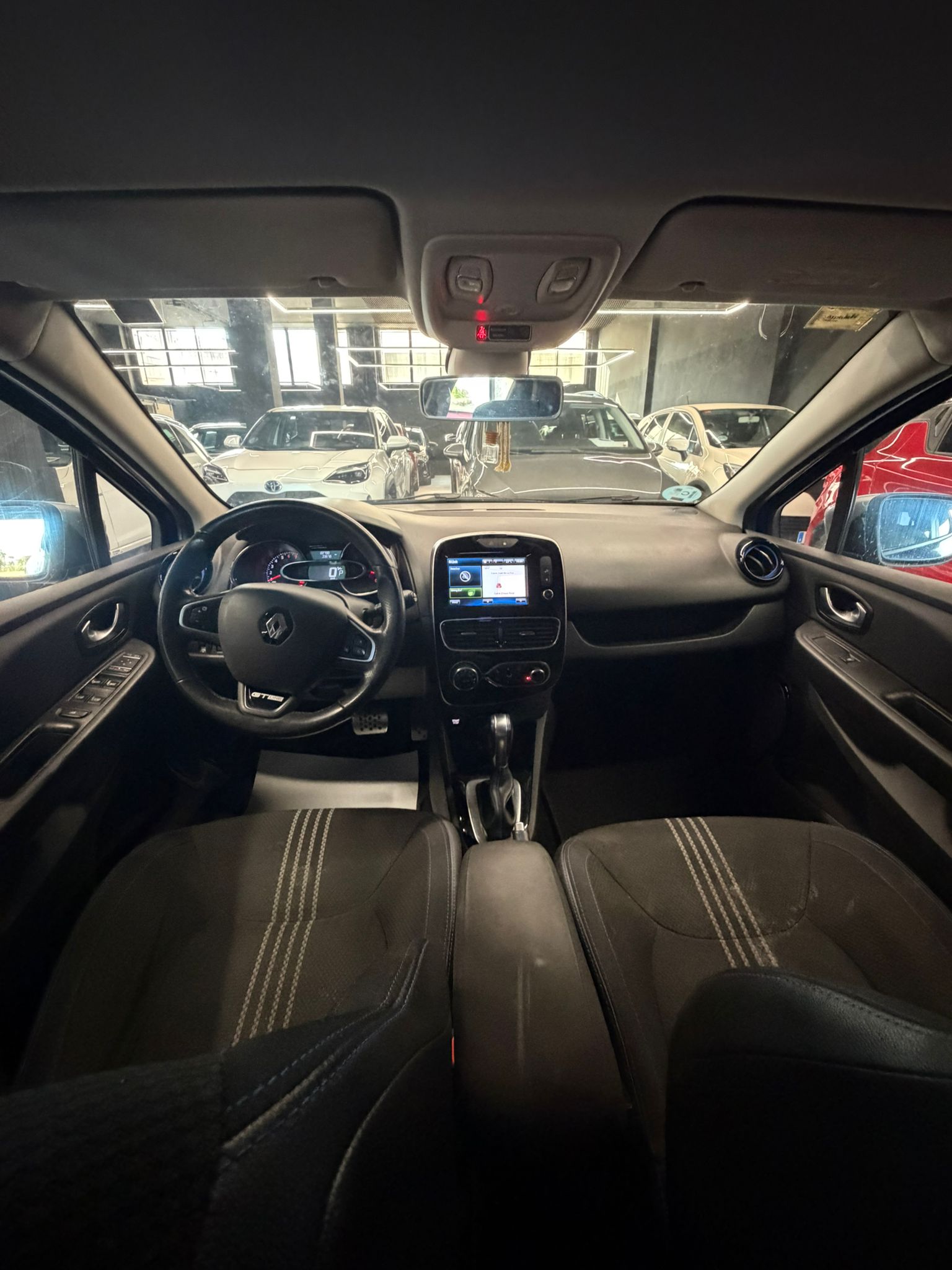 RENAULT CLIO - Imagen 15