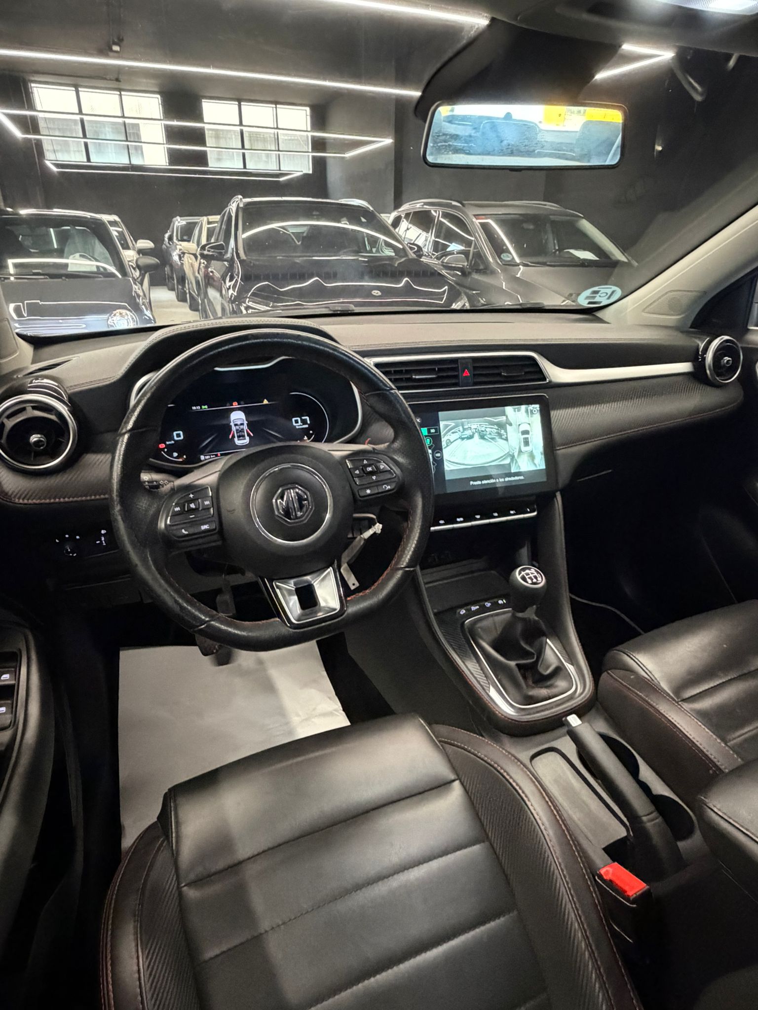 MG ZS 2023 - Imagen 15