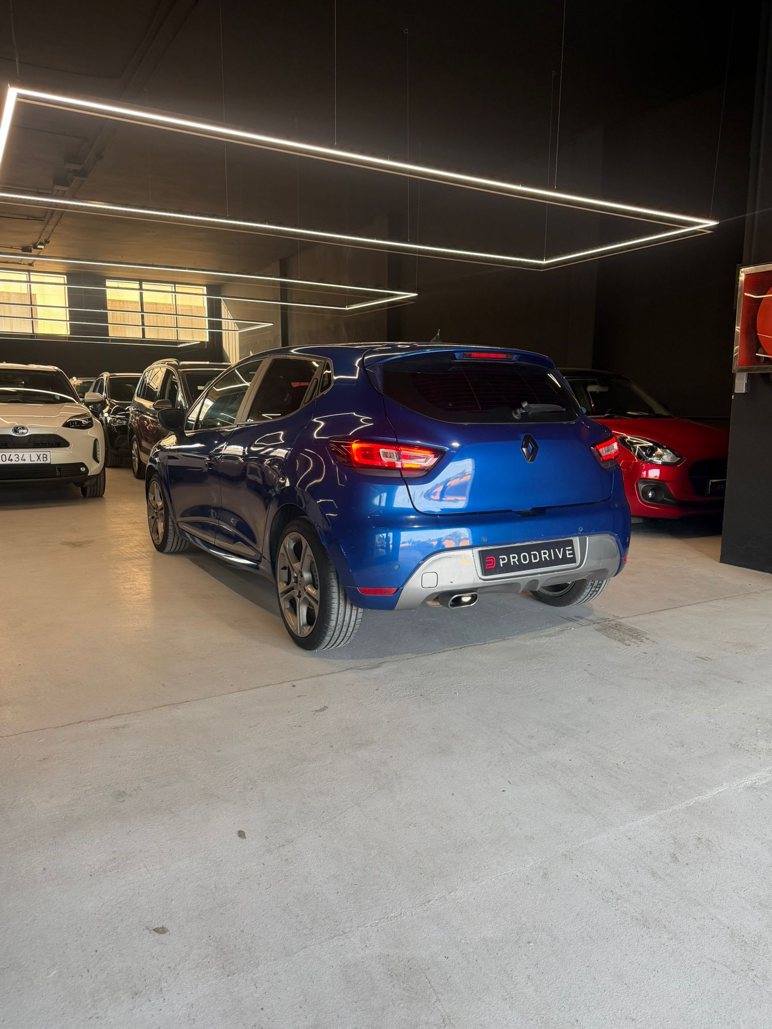 RENAULT CLIO - Imagen 8