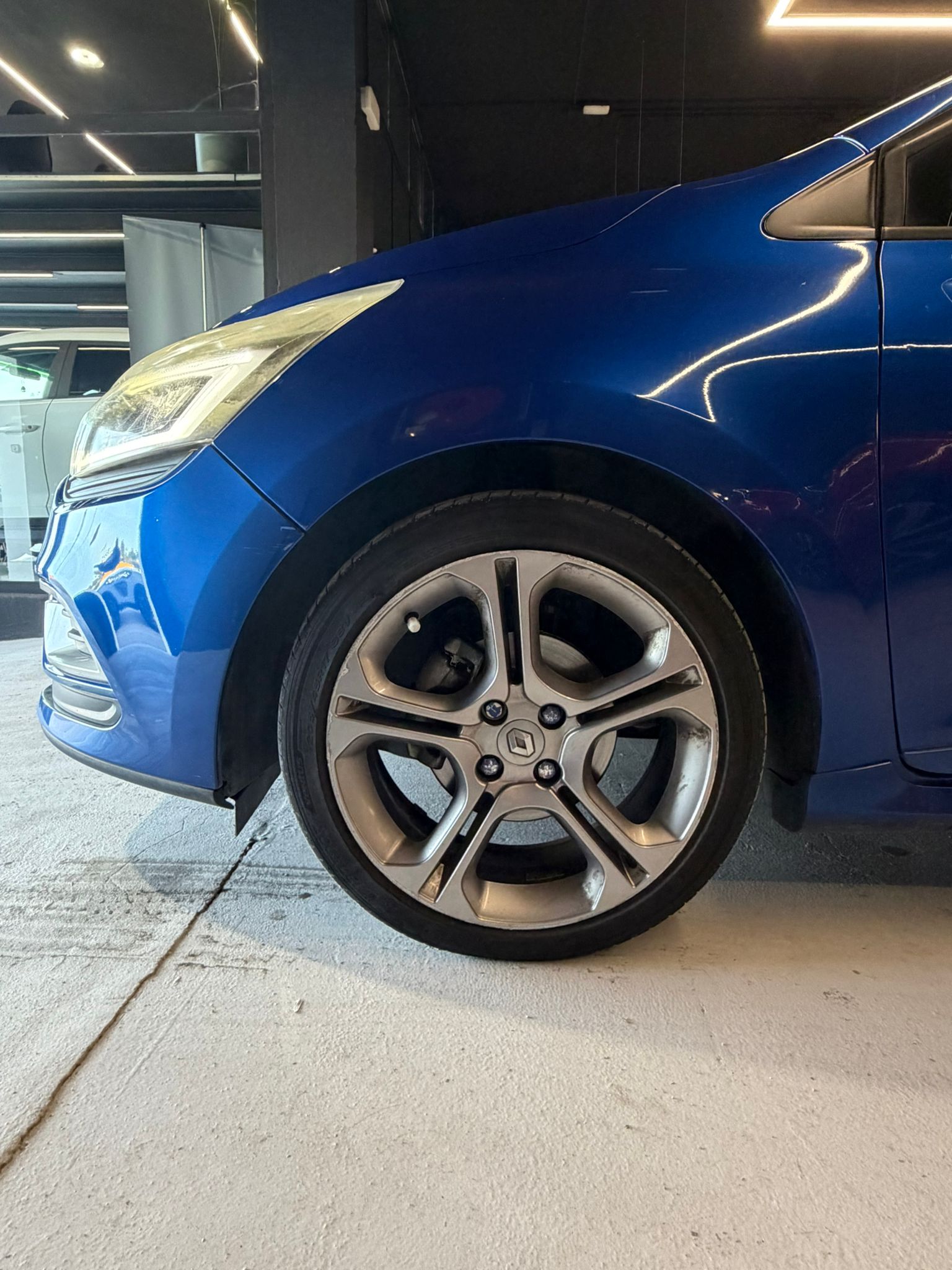 RENAULT CLIO - Imagen 13