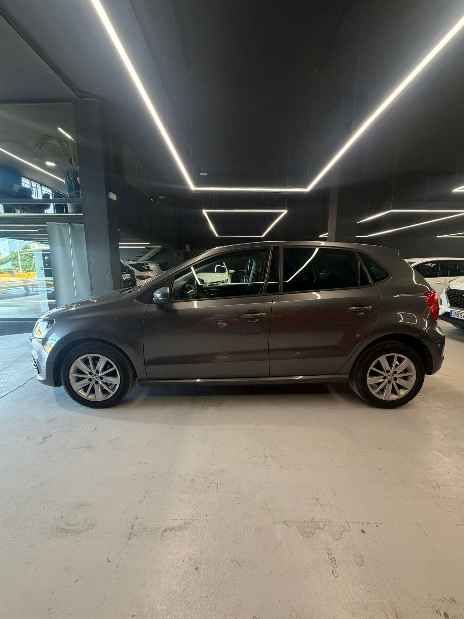 VOLKSWAGEN POLO - Imagen 13