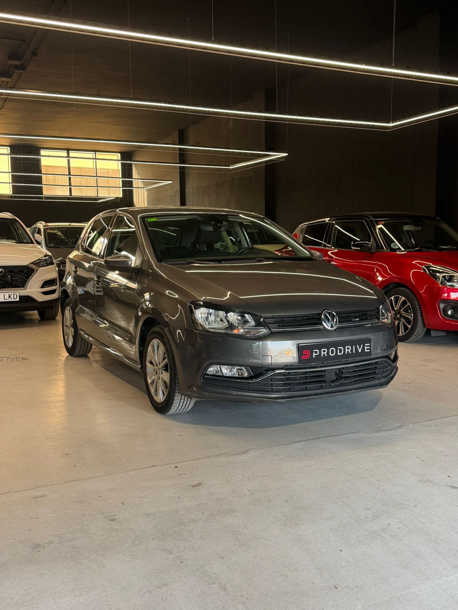 VOLKSWAGEN POLO - Imagen 3
