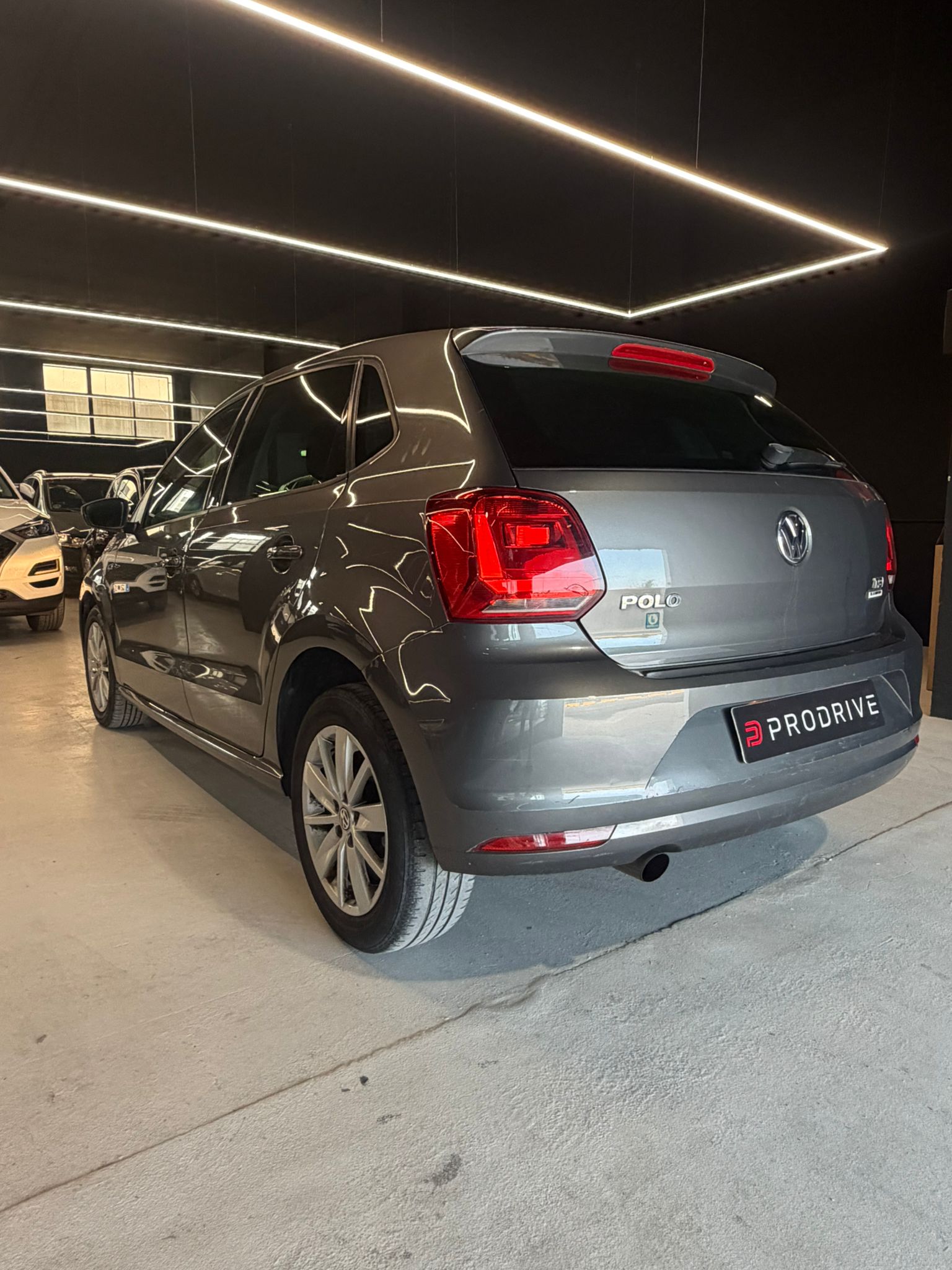 VOLKSWAGEN POLO - Imagen 11