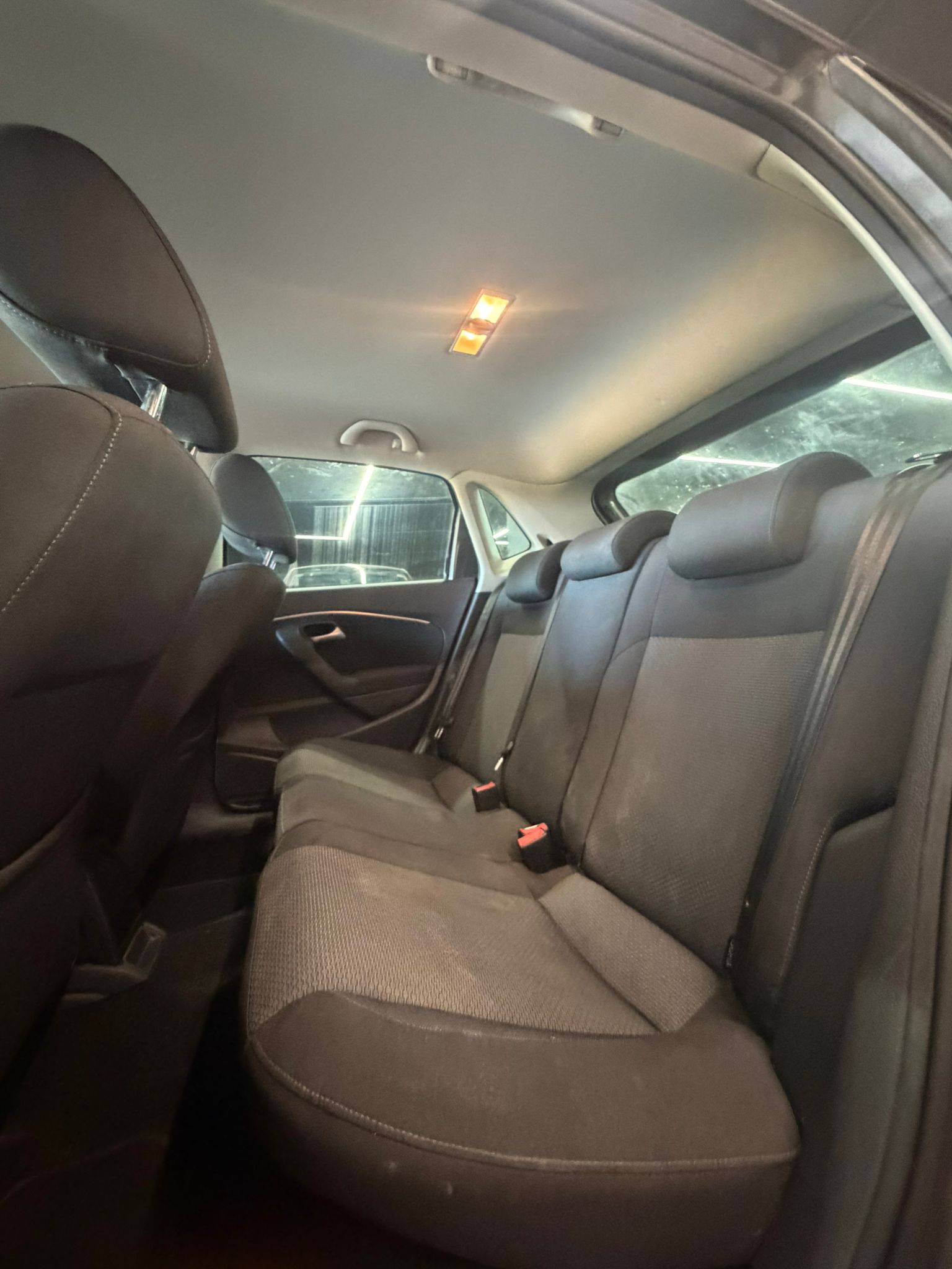 VOLKSWAGEN POLO - Imagen 17