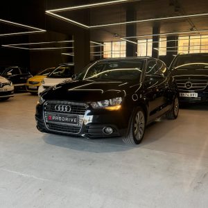 AUDI A 1