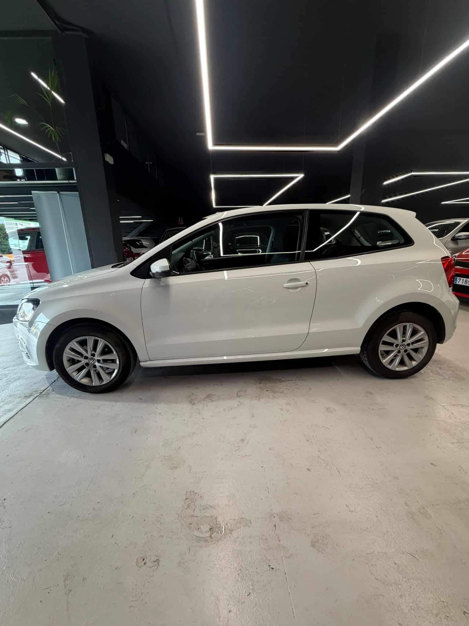 VOLKSWAGEN POLO - Imagen 8