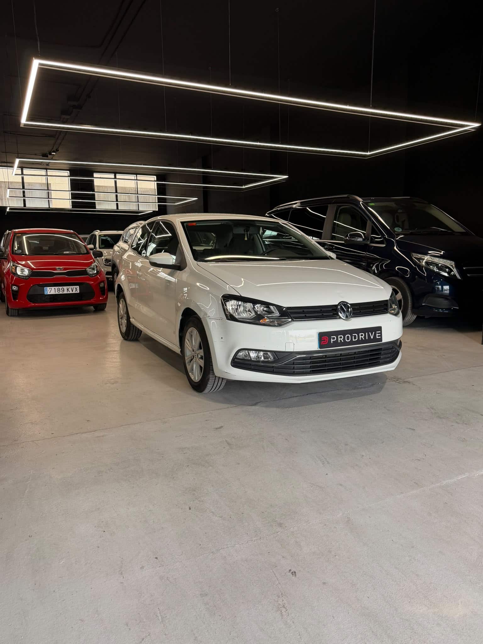 VOLKSWAGEN POLO - Imagen 3