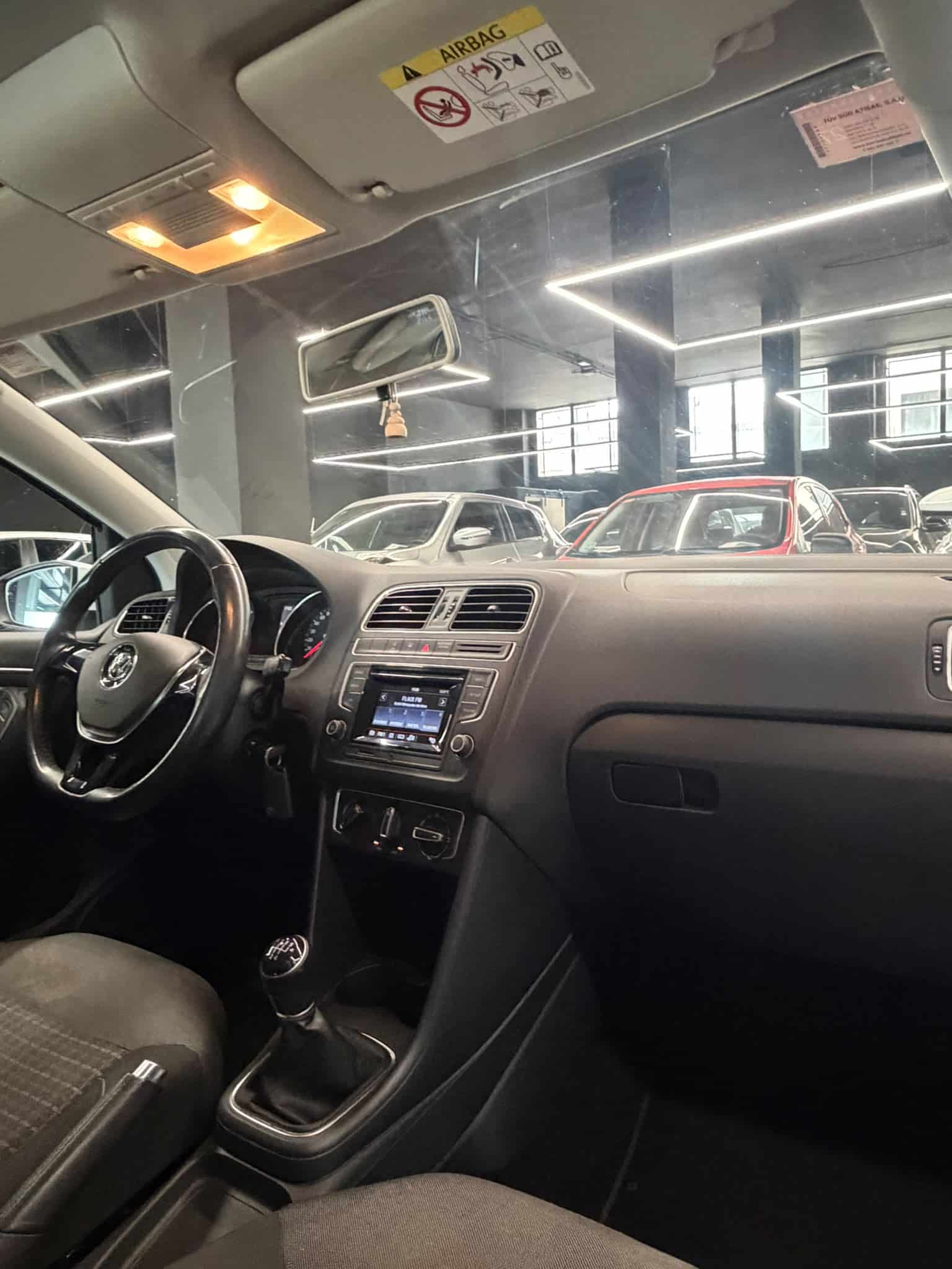 VOLKSWAGEN POLO - Imagen 12