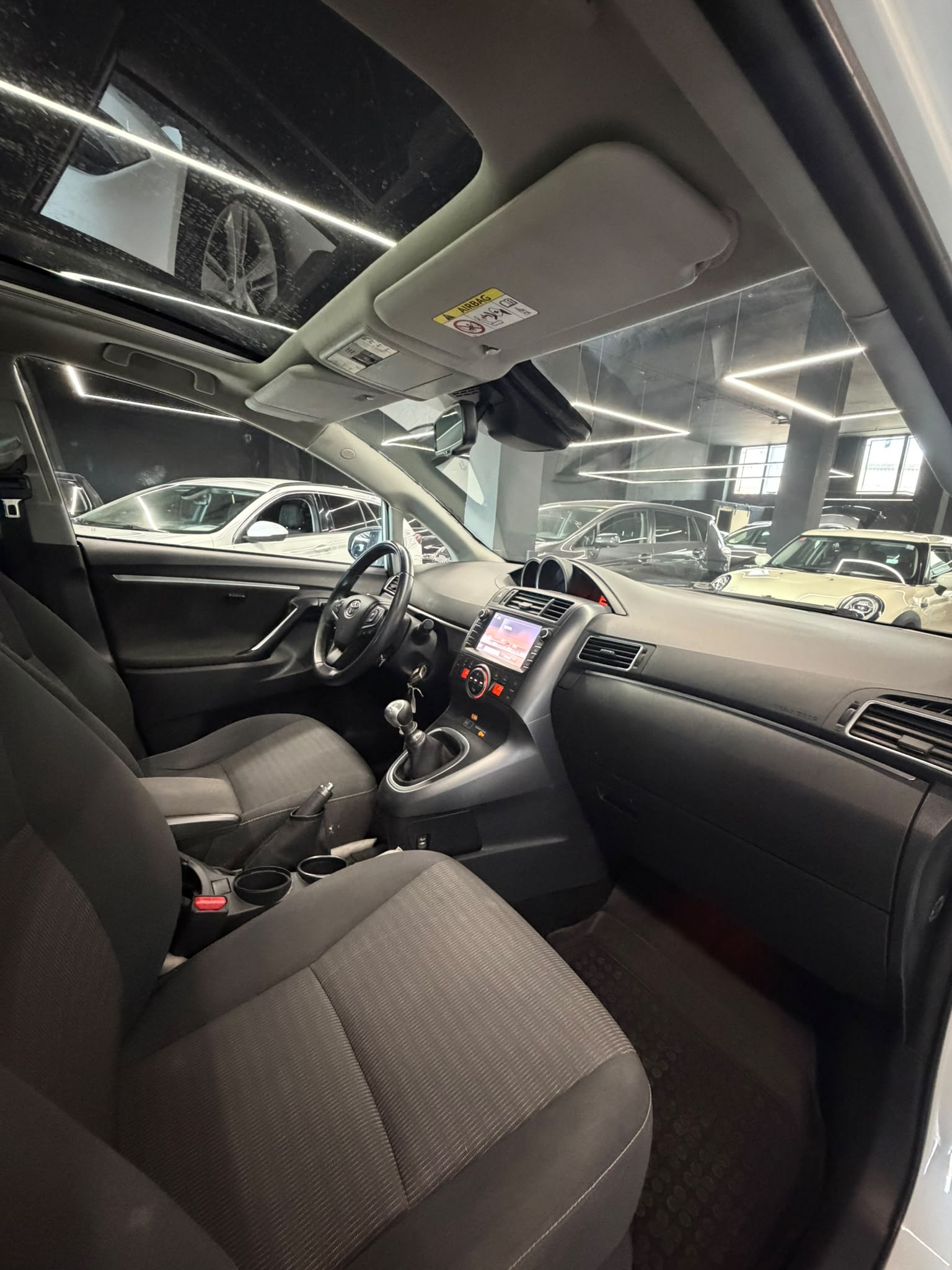 TOYOTA VERSO 2017 - Imagen 16