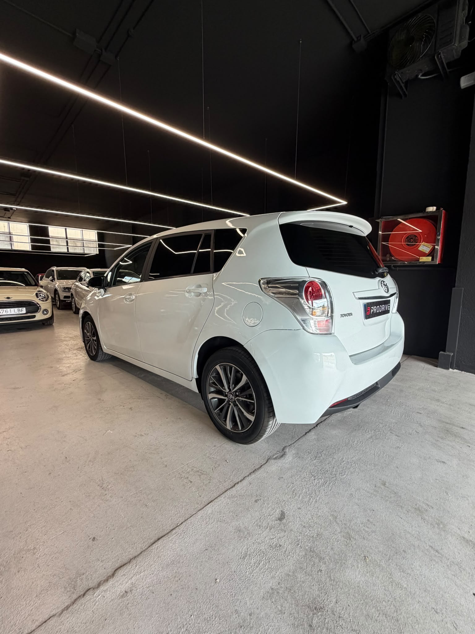 TOYOTA VERSO 2017 - Imagen 11