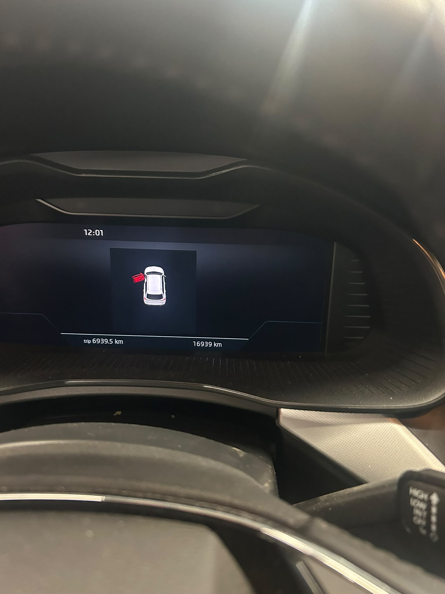 SKODA KAMIQ 2023 - Imagen 18