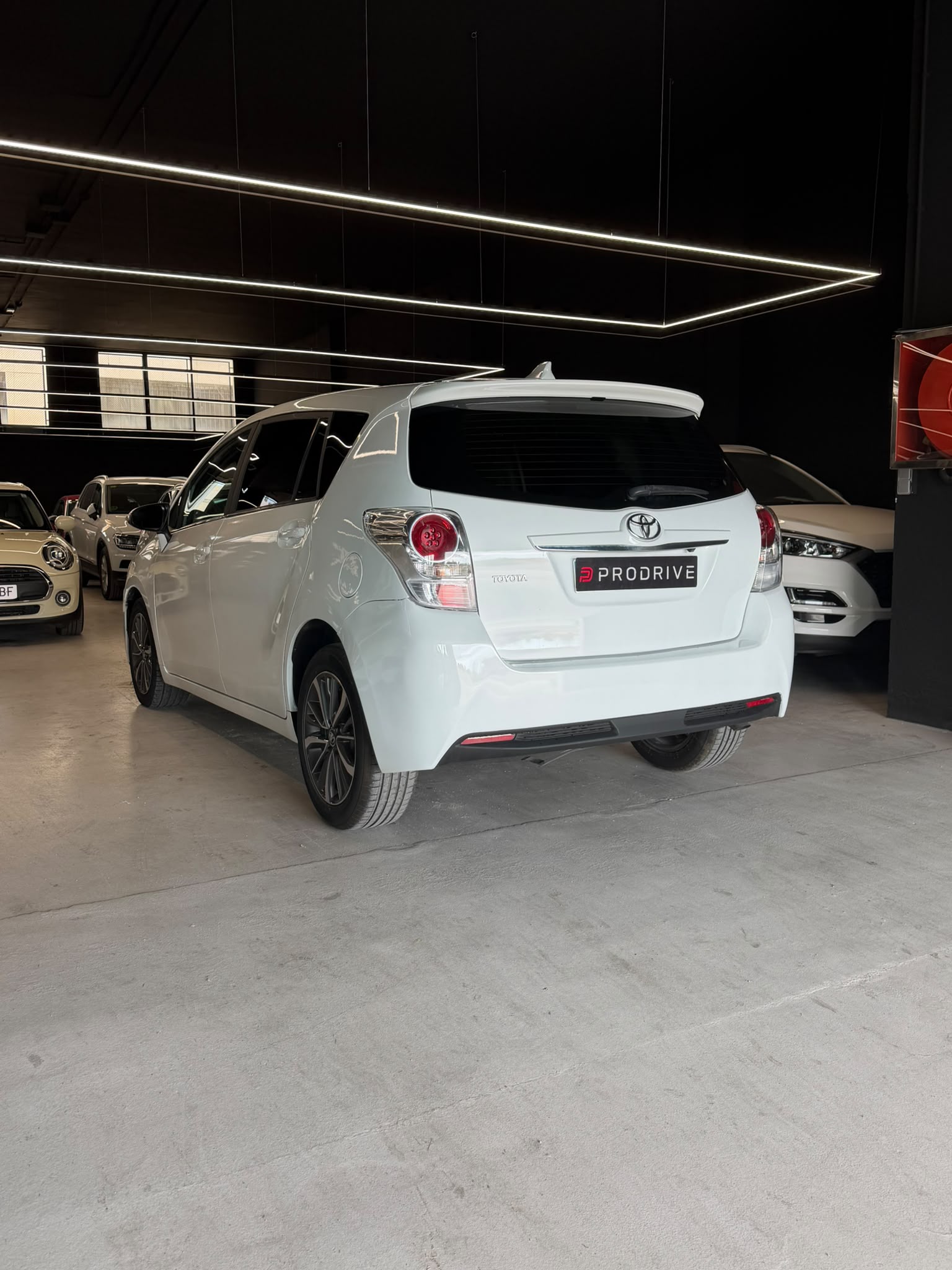 TOYOTA VERSO 2017 - Imagen 9