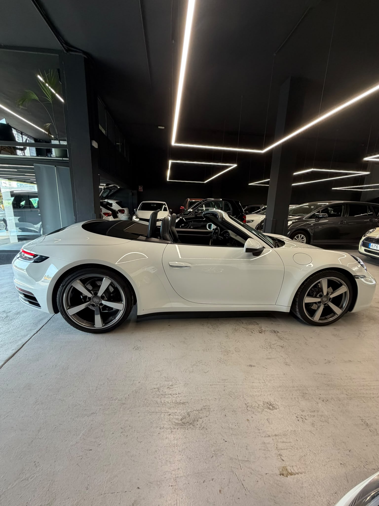PORSCHE 911 CARRERA CABRIO - Imagen 15