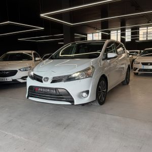 TOYOTA VERSO 2017