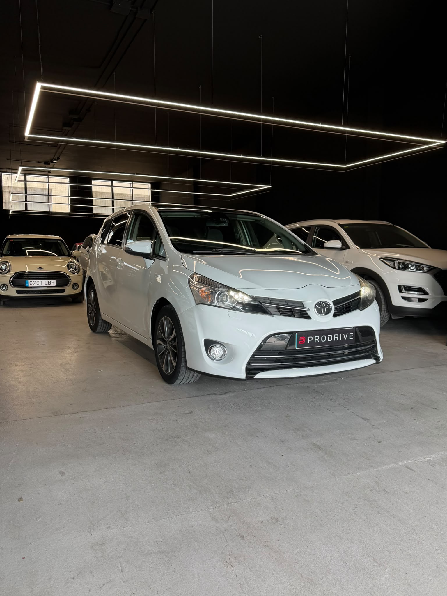 TOYOTA VERSO 2017 - Imagen 3