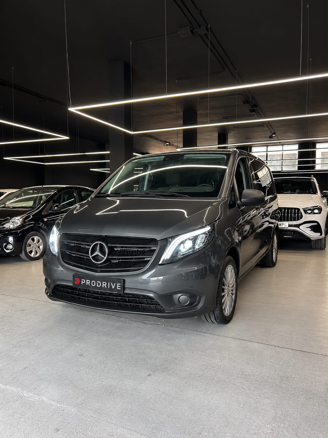 MERCEDES-BENZ VITO 2017 - Imagen 2