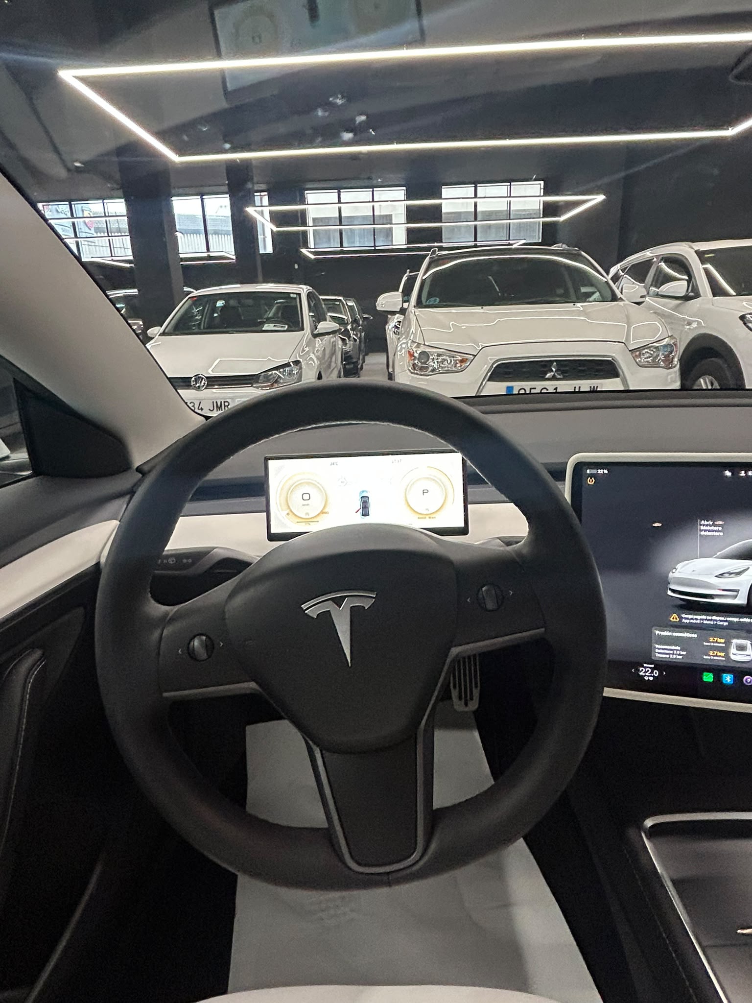 TESLA MODEL 3 - Imagen 25