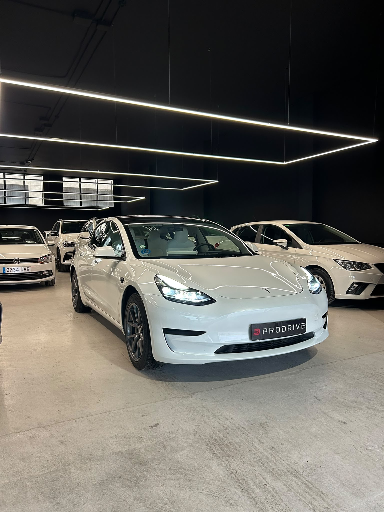TESLA MODEL 3 - Imagen 3
