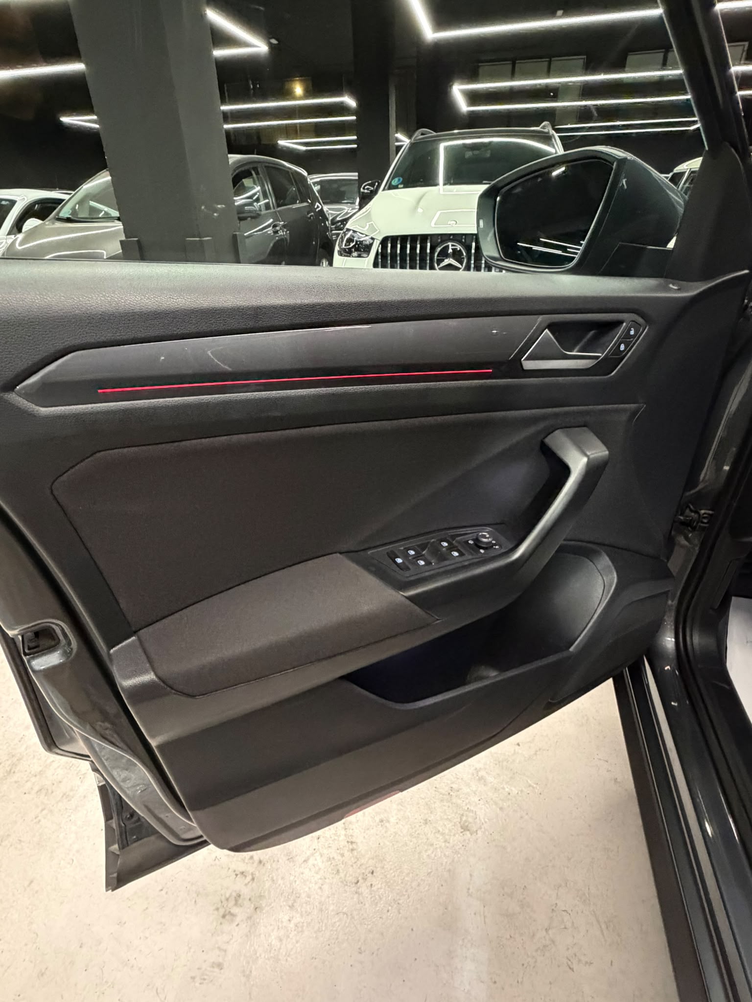 VOLKSWAGEN T-ROC - Imagen 18